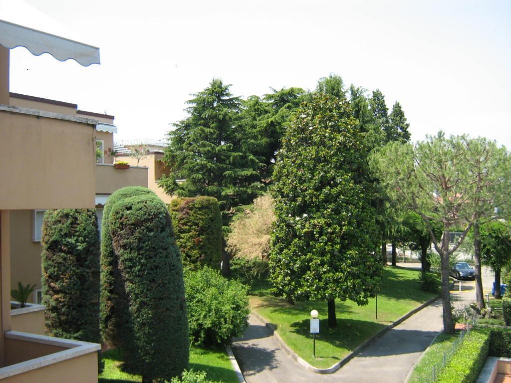 Residence La Madonnina ペスキエーラ・デル・ガルダ エクステリア 写真
