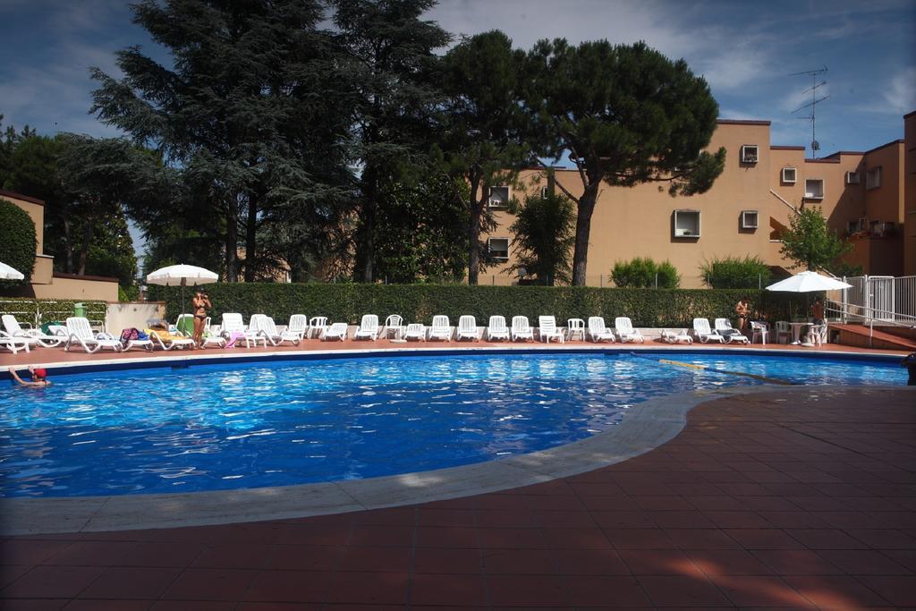 Residence La Madonnina ペスキエーラ・デル・ガルダ エクステリア 写真