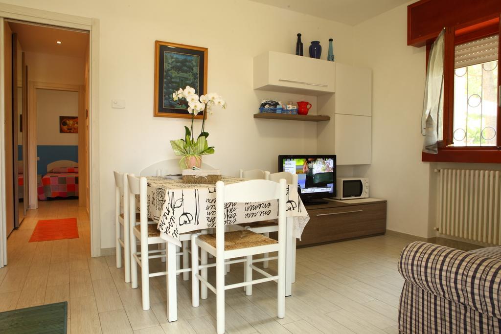 Residence La Madonnina ペスキエーラ・デル・ガルダ 部屋 写真